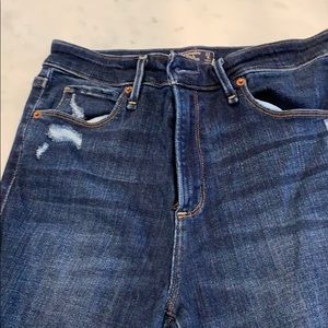 Abercrombie high rise ankle jean